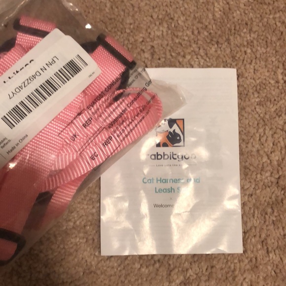 NWT Rabbit Goo cat leash and harness - Picture 3 of 4